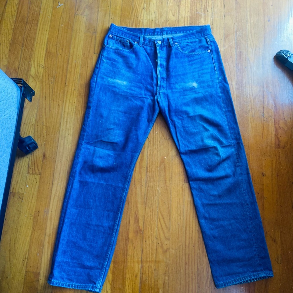 Women’s Levi’s Vintage 501 Button Fly Jeans Lightly Distressed W36 L36